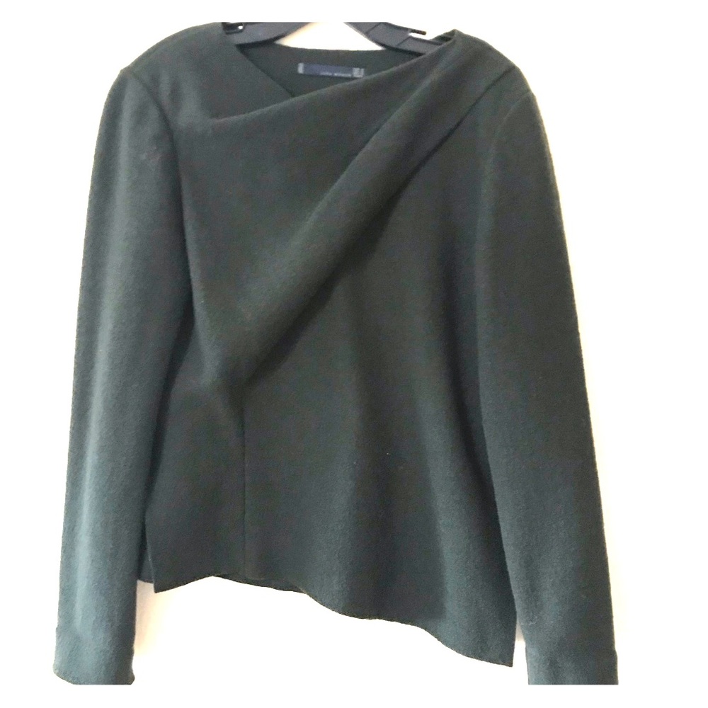 Hunter green sweater!